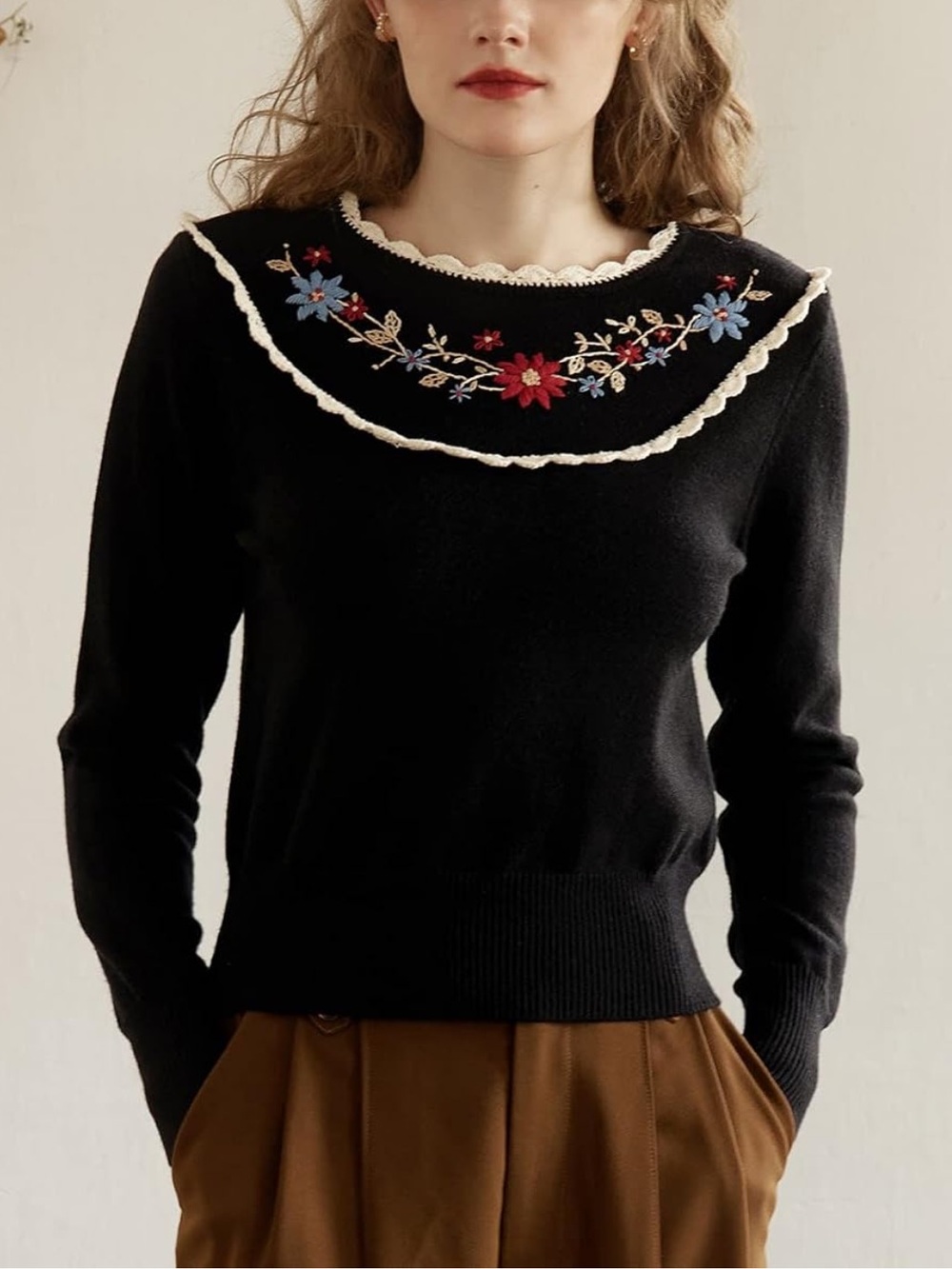 Simple Retro Black Floral Embroidered Crewneck Sweater - XL , Fits like M